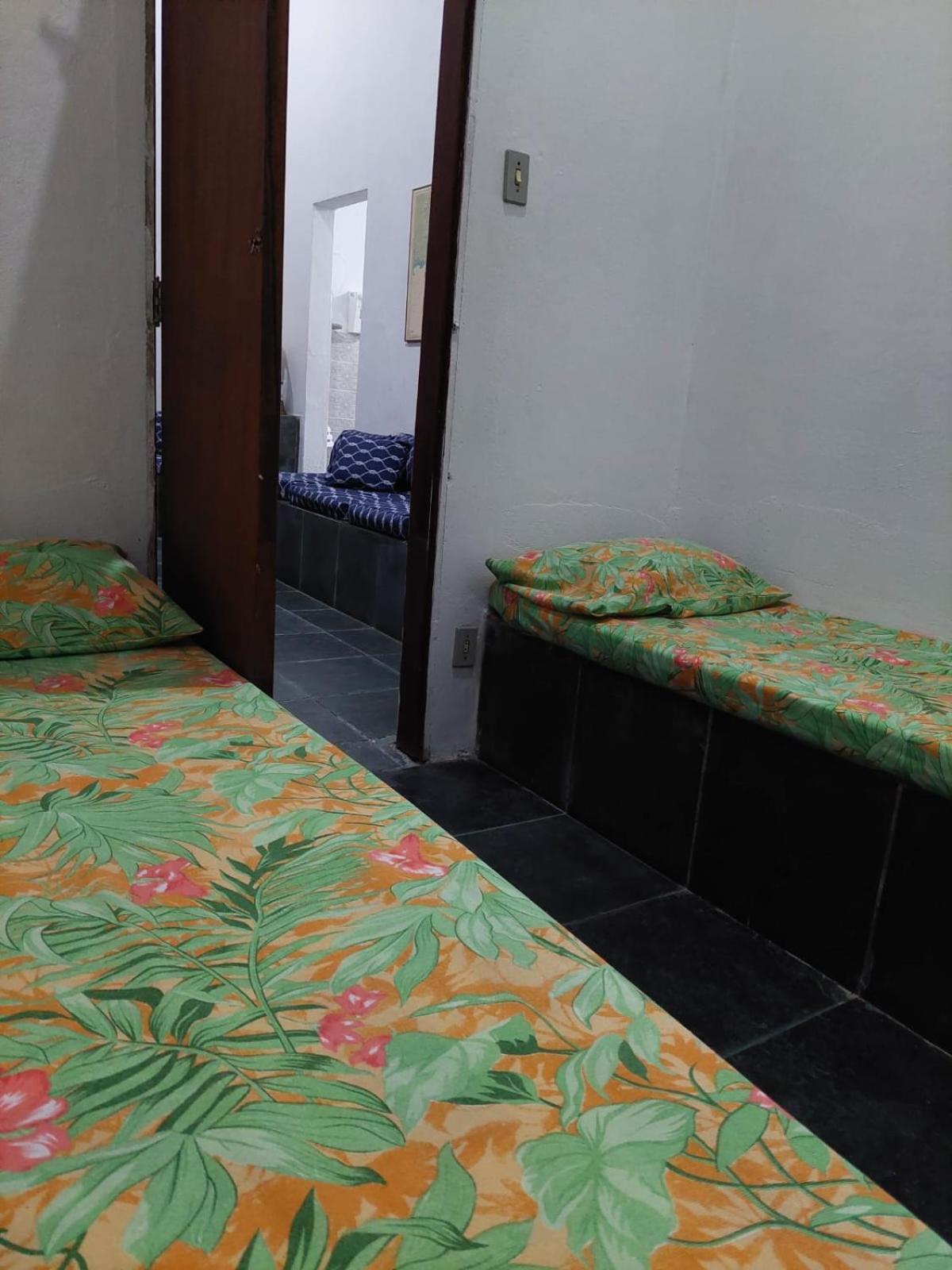 Casa Pé Na Areia Na De Fora - Ponta Leste - *